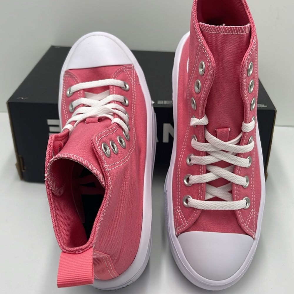 Converse WMNS High-Top Sneakers with Platform Sole A12302C CTAS MOVE HI
SNEAKY P - Picture 12 of 16